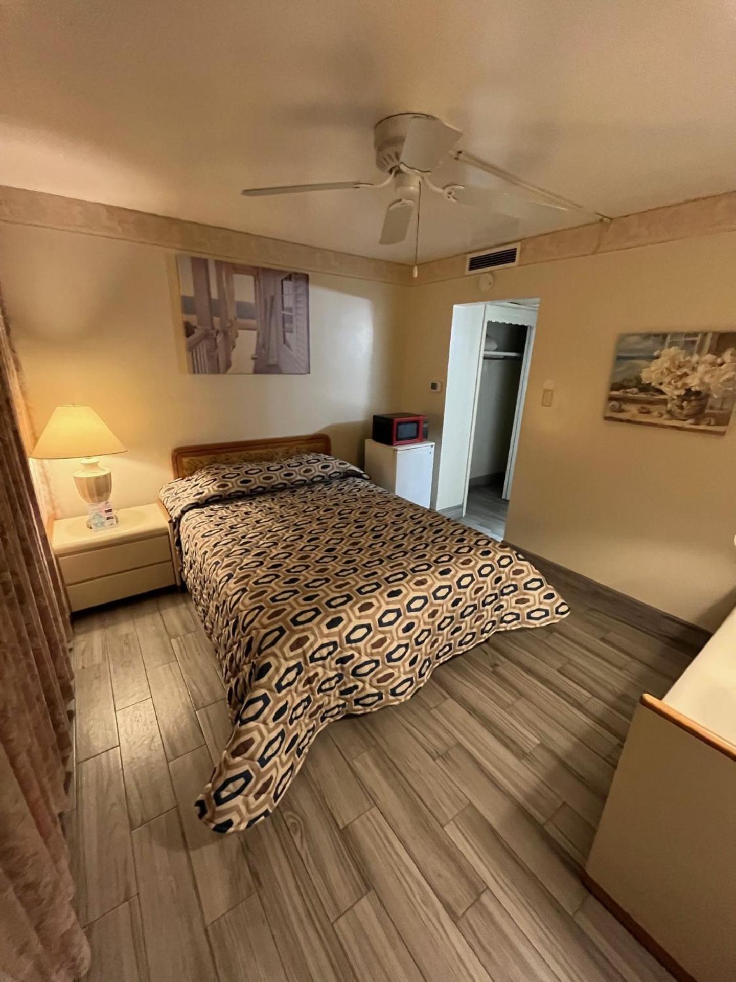 Landmark Motel Вайлдвуд Экстерьер фото